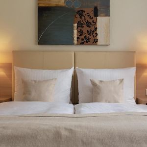 Standard Room Two Single Beds